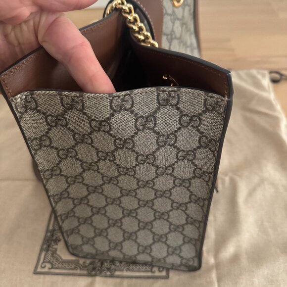 Gucci Brown GG Supreme Monogram Medium Padlock Tote - Picture 7 of 12